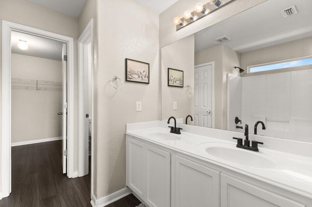 420 Roadrunner Ave, New Braunfels, TX 78130