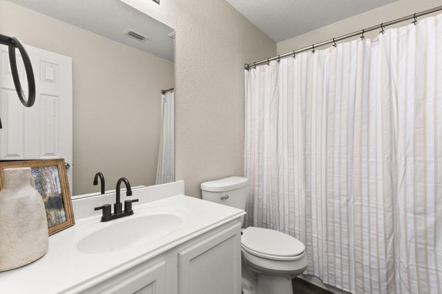 420 Roadrunner Ave, New Braunfels, TX 78130