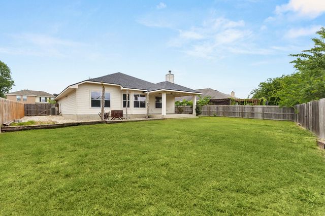 420 Roadrunner Ave, New Braunfels, TX 78130