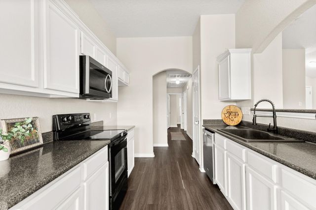 420 Roadrunner Ave, New Braunfels, TX 78130