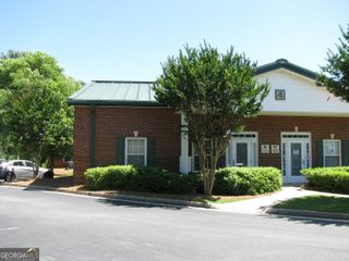 3100 Five Forks 401, Lilburn, GA 30047