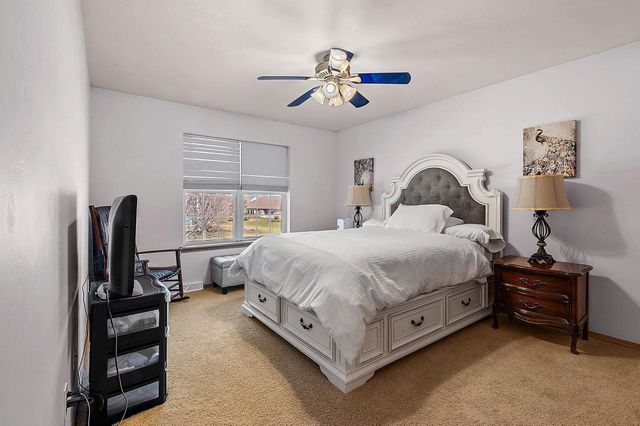 515 WINDING WATERS WAY, De Pere, WI 54115