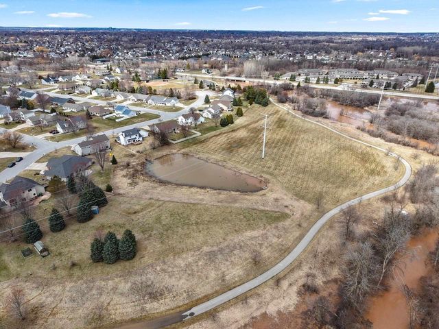 515 WINDING WATERS WAY, De Pere, WI 54115