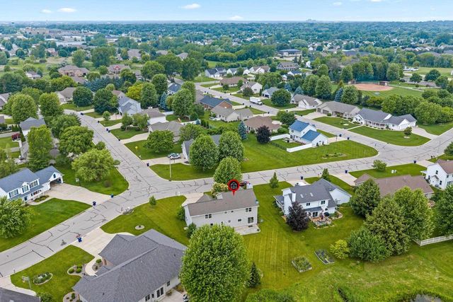515 WINDING WATERS WAY, De Pere, WI 54115