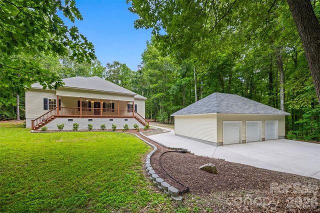 3429 Thoroughbred Lane, York, SC 29745