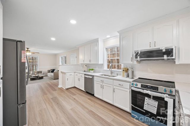 3429 Thoroughbred Lane, York, SC 29745
