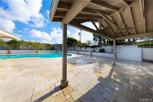 1820 Tahuna, Corona Del Mar, CA 92625