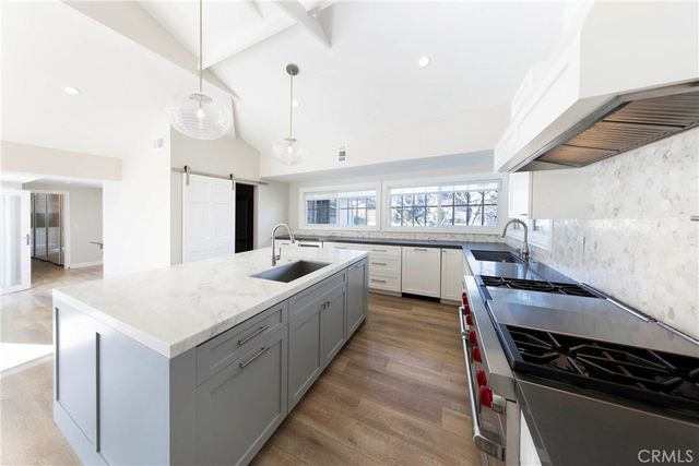 1820 Tahuna, Corona Del Mar, CA 92625