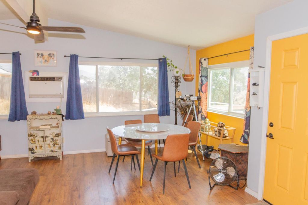 Image 5 of property listing at 35032 George Smith Road, Yokuts Valley, CA 93675