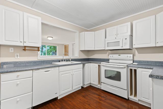 2407 South Island Rd., Georgetown, SC 29440