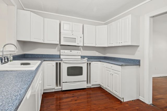 2407 South Island Rd., Georgetown, SC 29440