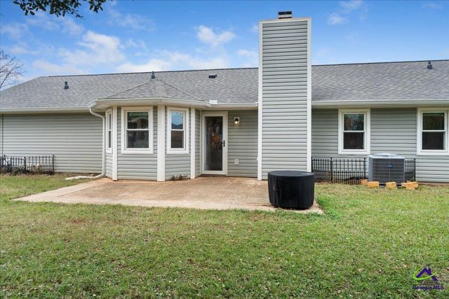 102 Westfield Drive, Warner Robins, GA 31093