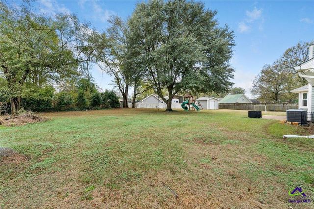 102 Westfield Drive, Warner Robins, GA 31093