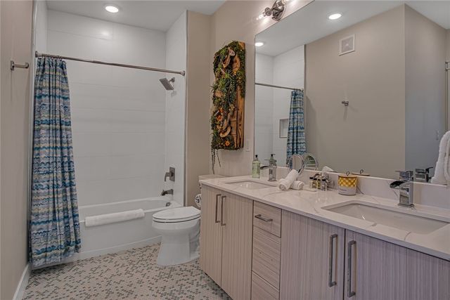 630 Center Square W 303, Port Aransas, TX 78373