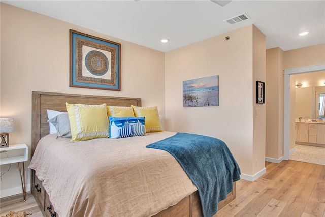 630 Center Square W 303, Port Aransas, TX 78373