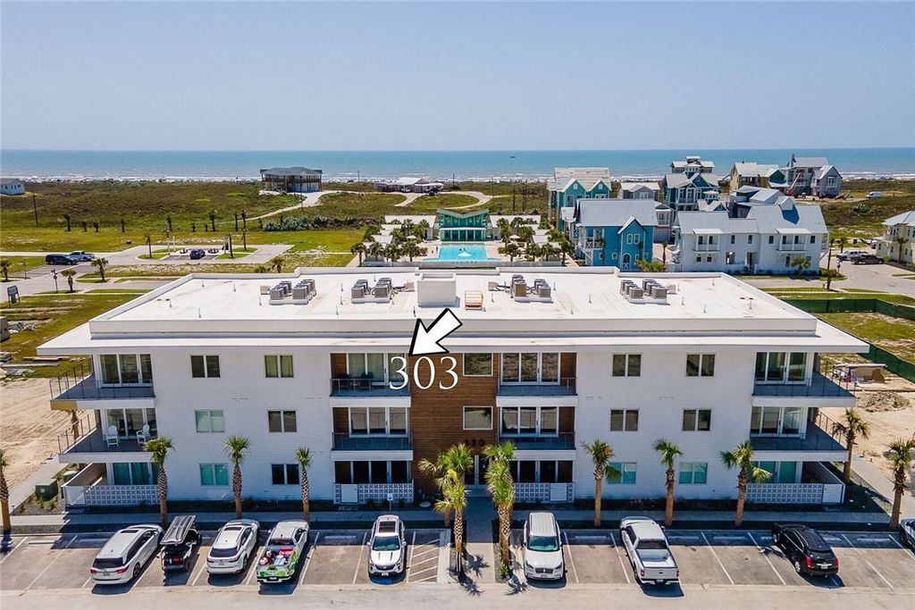 630 Center Square W 303, Port Aransas, TX 78373