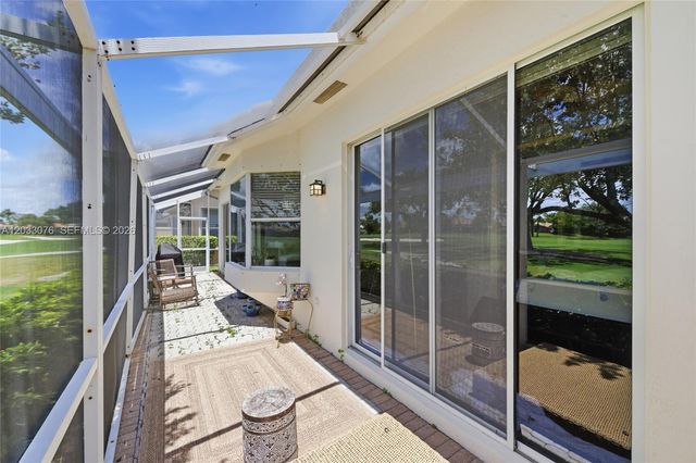 8141 Sandpiper Way, West Palm Beach, FL 33412