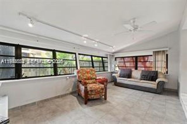 21321 NE 25th Ct, Miami, FL 33180