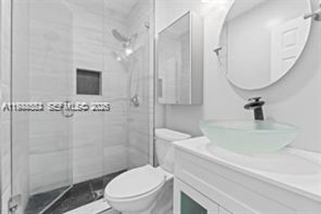 21321 NE 25th Ct, Miami, FL 33180