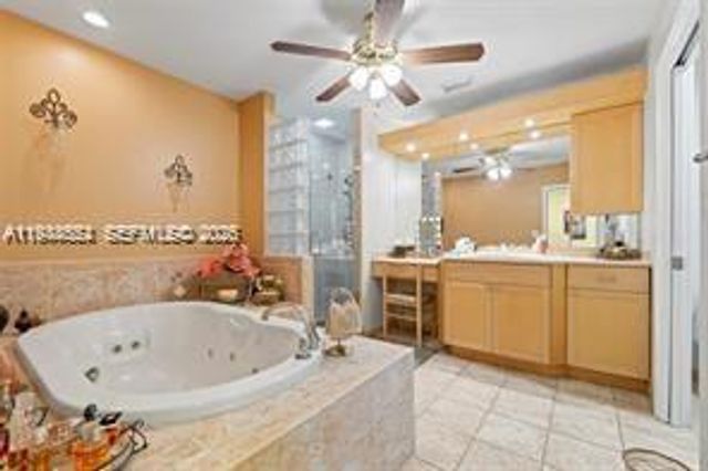 21321 NE 25th Ct, Miami, FL 33180