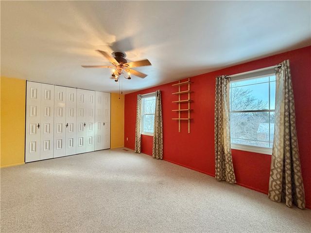 109 Shangri La Dr, Monroeville, PA 15146