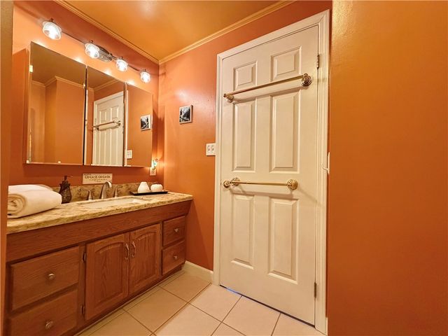 109 Shangri La Dr, Monroeville, PA 15146