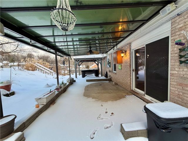 109 Shangri La Dr, Monroeville, PA 15146