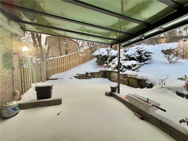 109 Shangri La Dr, Monroeville, PA 15146