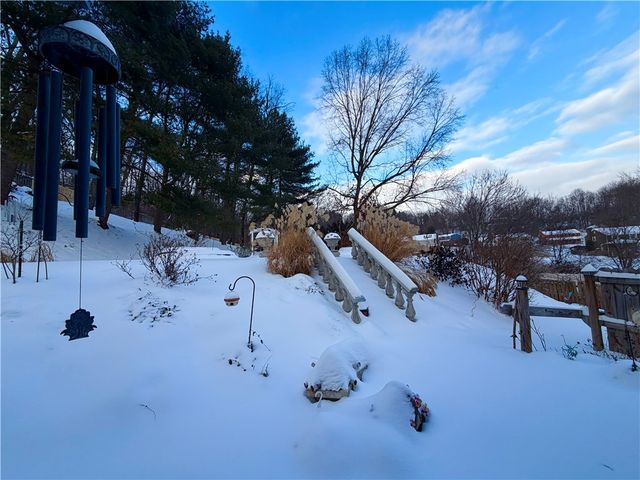 109 Shangri La Dr, Monroeville, PA 15146