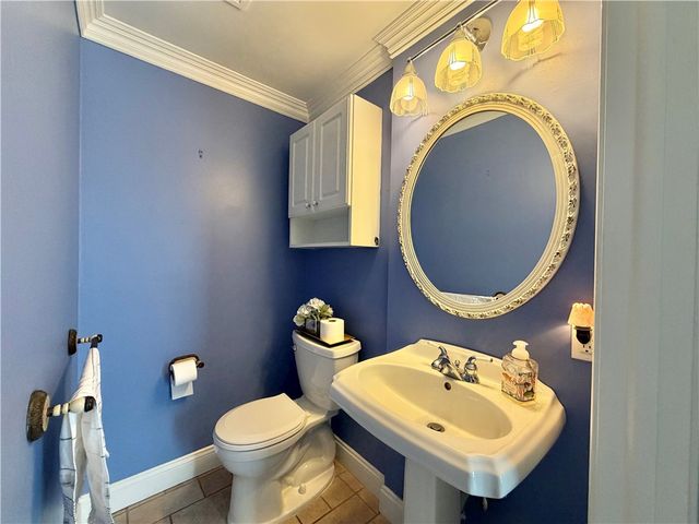 109 Shangri La Dr, Monroeville, PA 15146