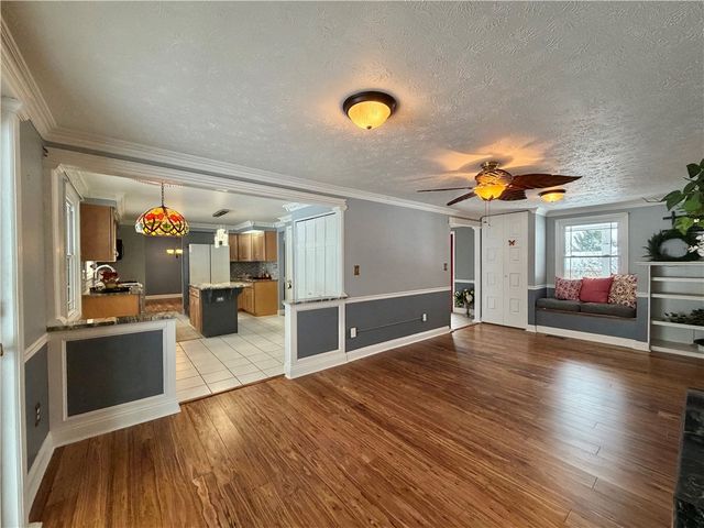 109 Shangri La Dr, Monroeville, PA 15146