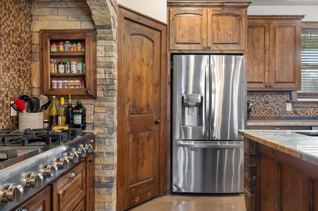 7440 Fm 39 Road S, North Zulch, TX 77872