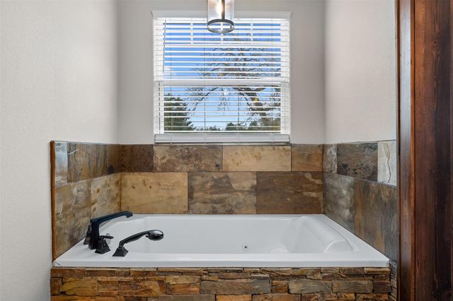 7440 Fm 39 Road S, North Zulch, TX 77872