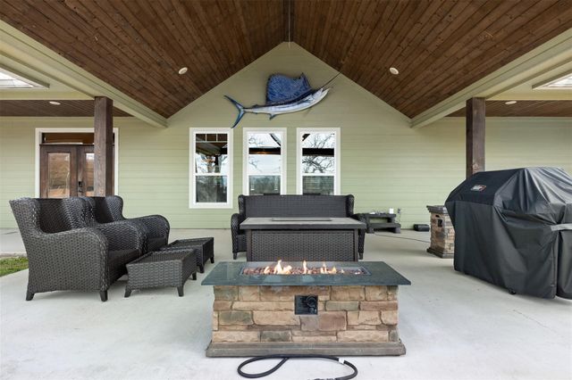 7440 Fm 39 Road S, North Zulch, TX 77872