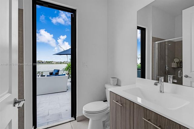 17565 SW 46th St, Miramar, FL 33029