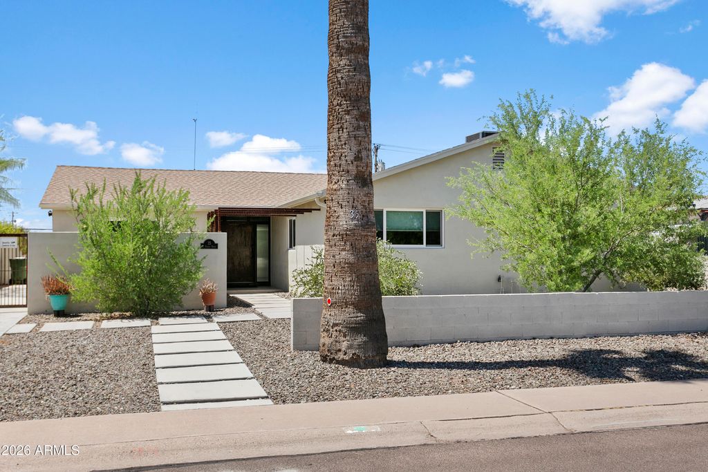 35 E PAPAGO Drive, Tempe, AZ 85288 — exterior