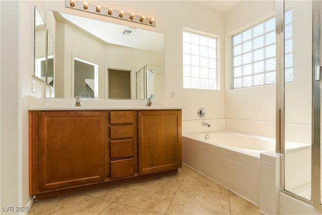 8948 Sunrise Mesa Court, Las Vegas, NV 89149