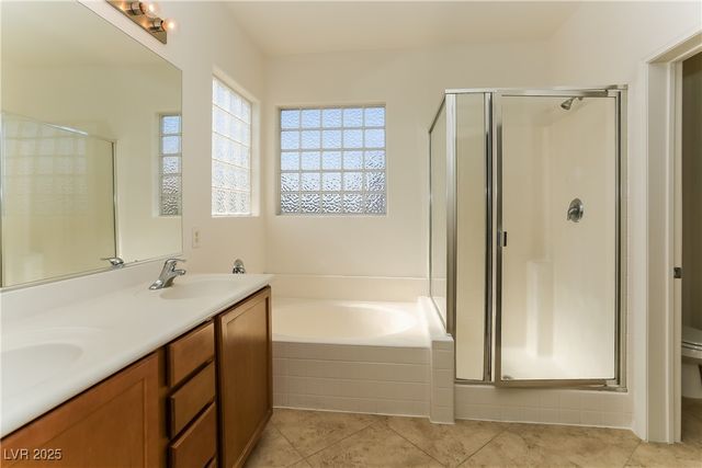 8948 Sunrise Mesa Court, Las Vegas, NV 89149