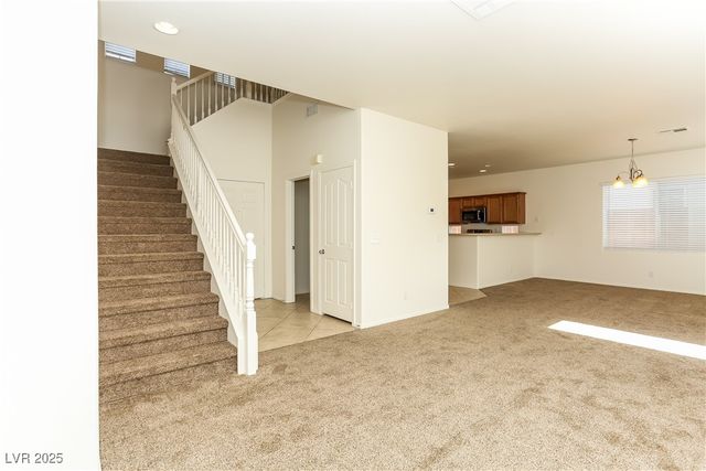 8948 Sunrise Mesa Court, Las Vegas, NV 89149