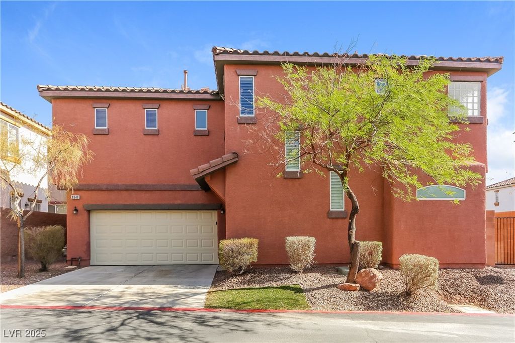 8948 Sunrise Mesa Court, Las Vegas, NV 89149