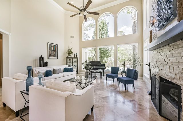 6215 Redwood Bridge Trail, Houston, TX 77345