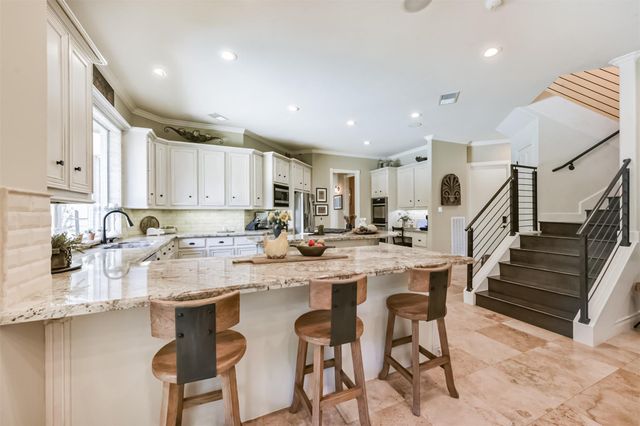 6215 Redwood Bridge Trail, Houston, TX 77345