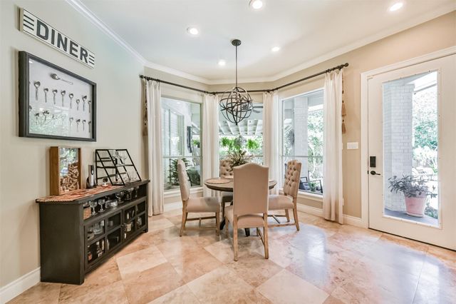 6215 Redwood Bridge Trail, Houston, TX 77345