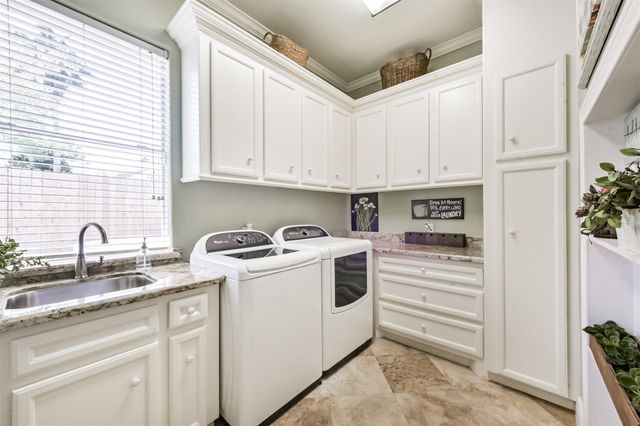 6215 Redwood Bridge Trail, Houston, TX 77345