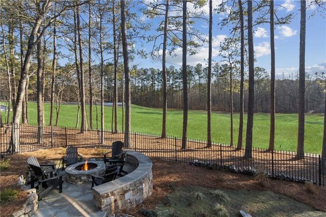 6225 Arnall NW Court, Acworth, GA 30101