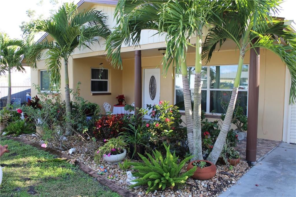 679 Canal DR, NORTH FORT MYERS, FL 33903 — photo 2