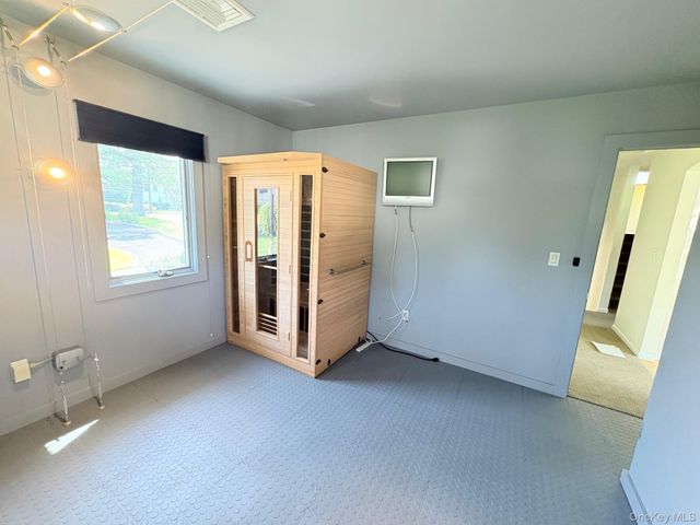 1 Dale Street, Rye, NY 10580