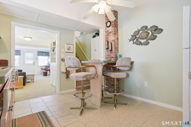 30 Hartford Avenue B, Old Lyme, CT 06371