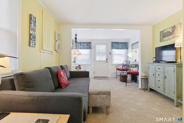 30 Hartford Avenue B, Old Lyme, CT 06371