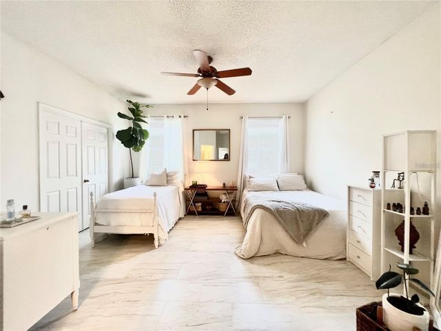 4049 SHAWN CIRCLE, Orlando, FL 32826